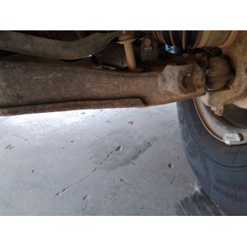 BRAZO SUSPENSION INFERIOR DELANTERO IZQUIERDO 