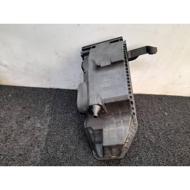 Recambio de filtro aire para dacia lodgy ambiance referencia OEM IAM H8201173592 165001258R 