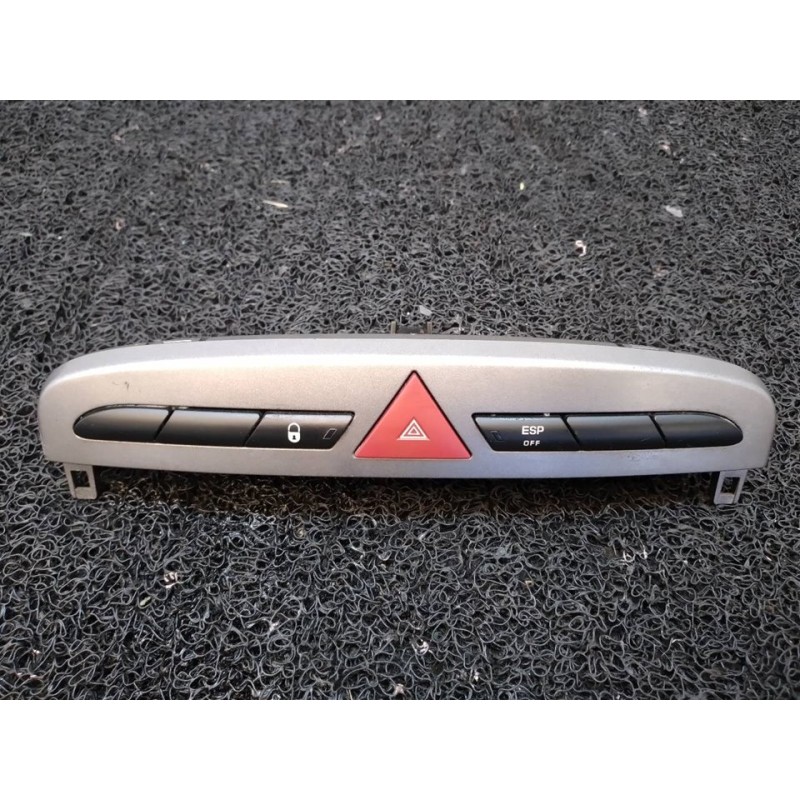 Recambio de warning para peugeot 308 sw envy referencia OEM IAM 706380  