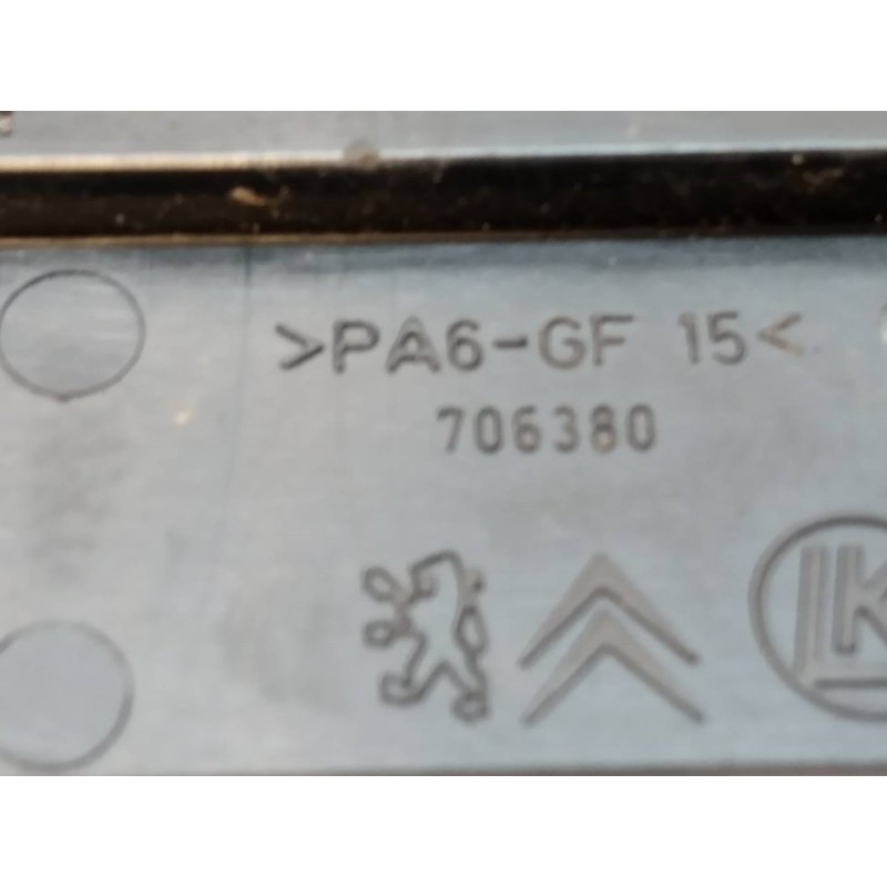 Recambio de warning para peugeot 308 sw envy referencia OEM IAM 706380 - Blanco 2
