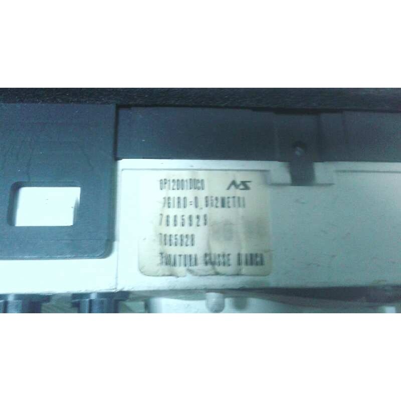 Recambio de cuadro instrumentos para fiat uno (146) referencia OEM IAM 0P12001D0C0 72247 7665929 2
