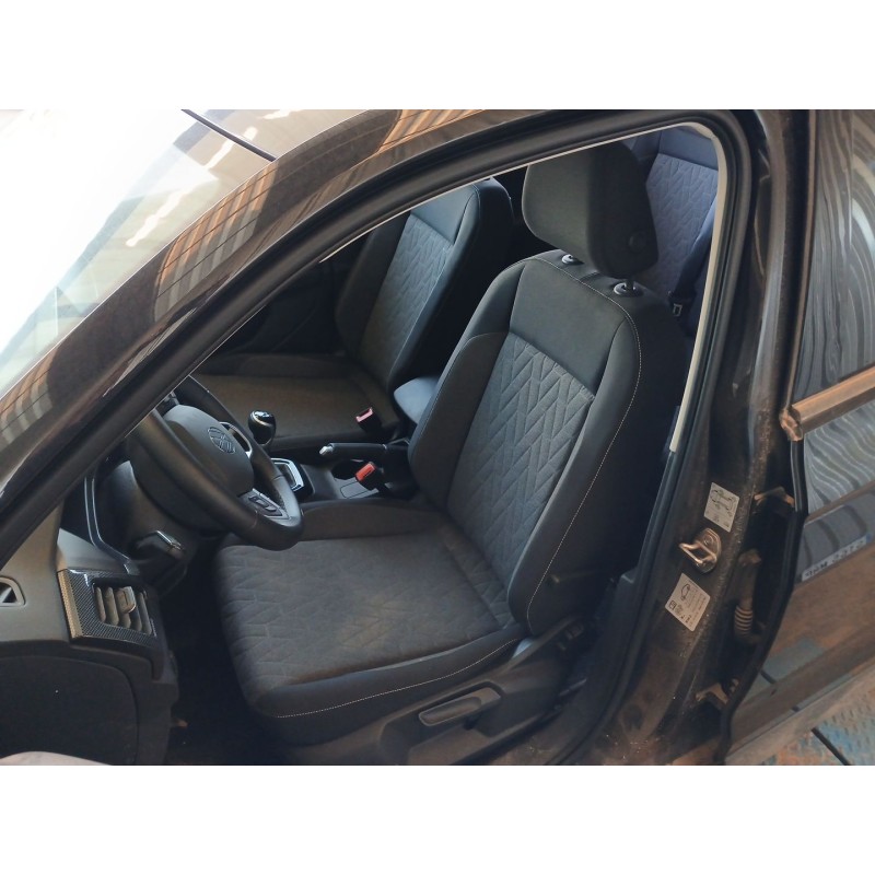 Recambio de asiento delantero izquierdo para volkswagen t-cross (c11, d31) 1.0 tsi referencia OEM IAM - Negro 2