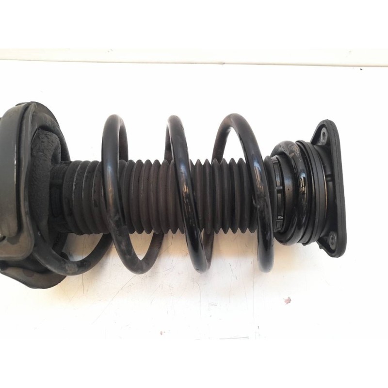 Recambio de amortiguador delantero izquierdo para ford focus turn. (cb8) trend referencia OEM IAM - Negro 2