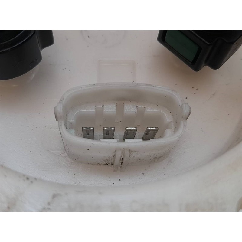 Recambio de aforador para iveco daily caja abierta cabina simple 35 c... batalla 3750 referencia OEM IAM 0580303100  BOSCH - Blanco 4