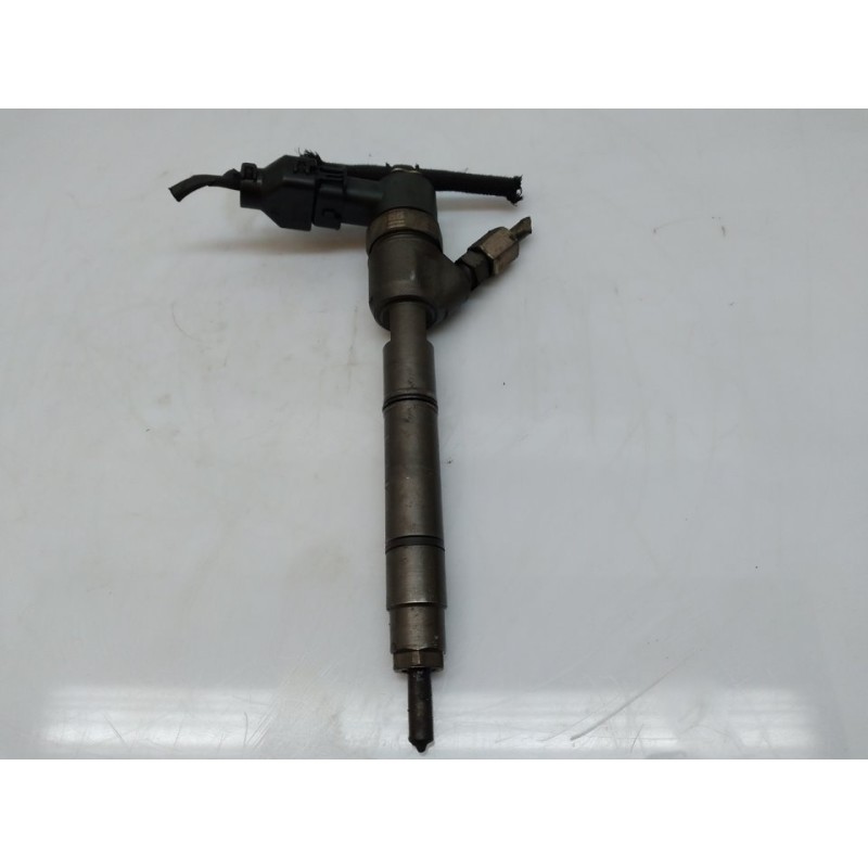 Recambio de inyector para hyundai matrix (fc) 1.5 crdi 16v gls referencia OEM IAM 0445110256  