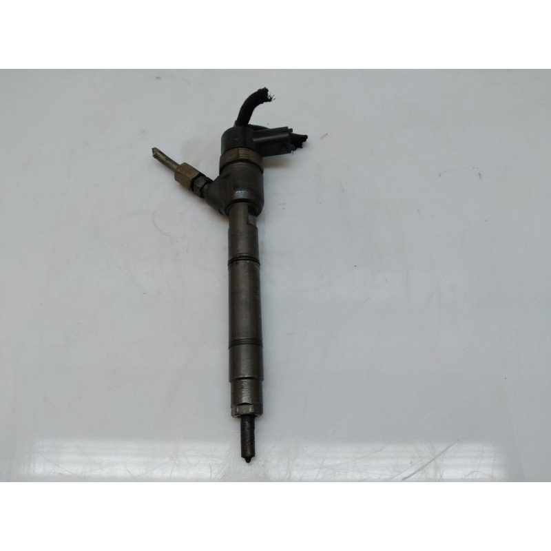 Recambio de inyector para hyundai matrix (fc) 1.5 crdi 16v gls referencia OEM IAM 0445110256  