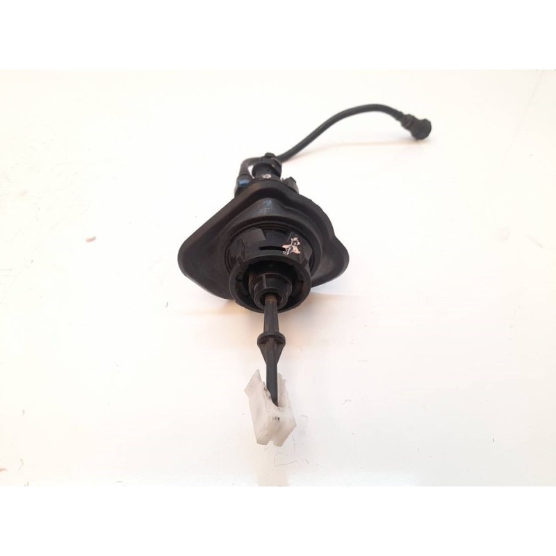 Recambio de bomba embrague para ford focus turn. (cb8) trend referencia OEM IAM BV617A542AA - Negro 2