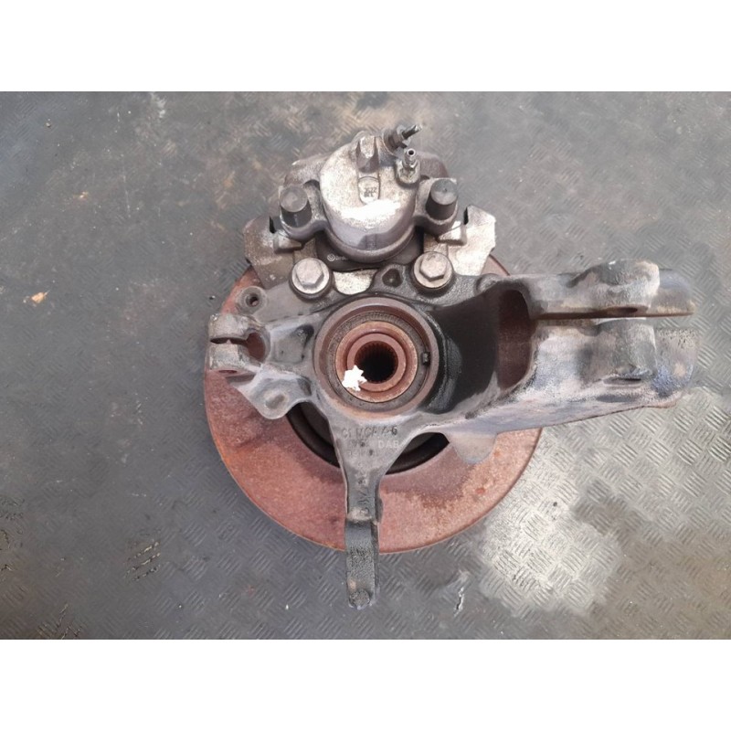 Recambio de mangueta delantera derecha para ford focus turn. (cb8) trend referencia OEM IAM - Negro 2