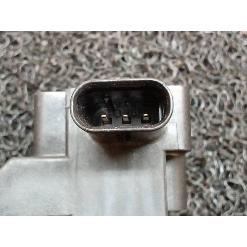 Recambio de bobina encendido para ford b-max titanium referencia OEM IAM CM5G2A366CA - Blanco 3