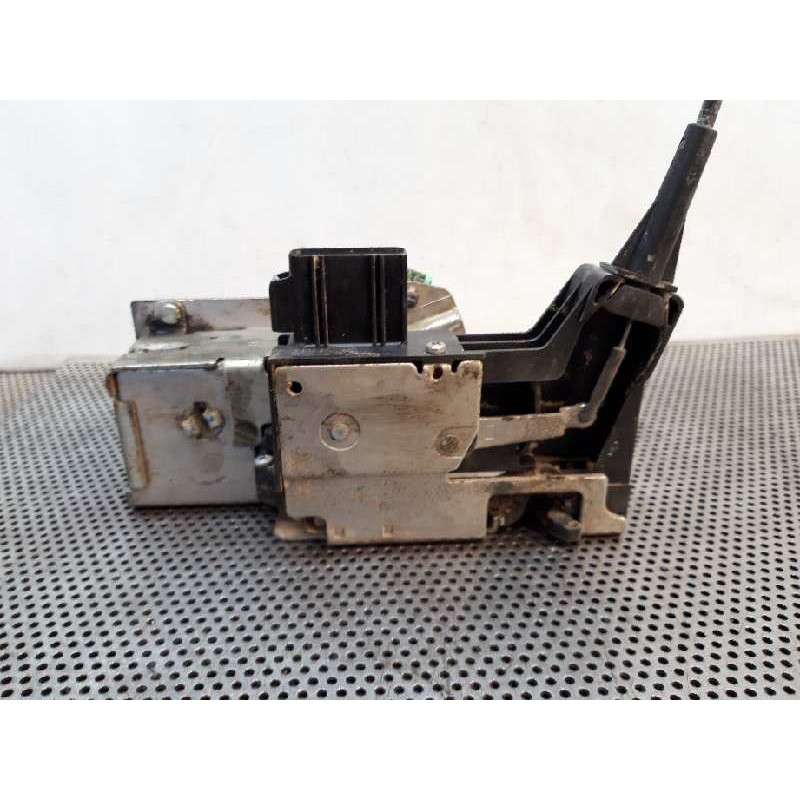 Recambio de cerradura puerta delantera derecha para ford tourneo connect (tc7) kombi b. corta (2006) referencia OEM IAM 2T1AV218