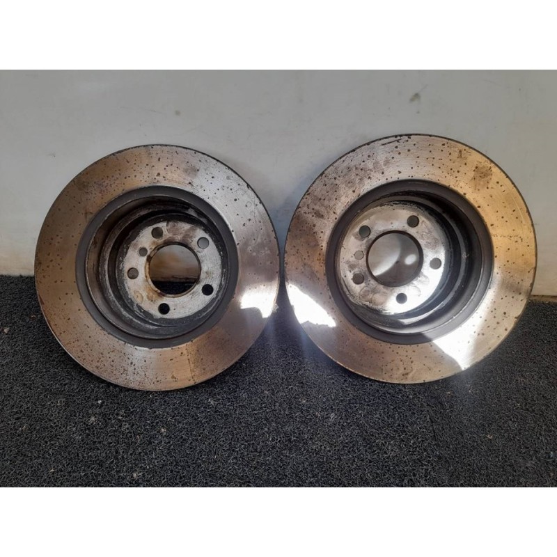 Recambio de disco de freno trasero para bmw x5 (e53) 3.0d referencia OEM IAM - Negro 3