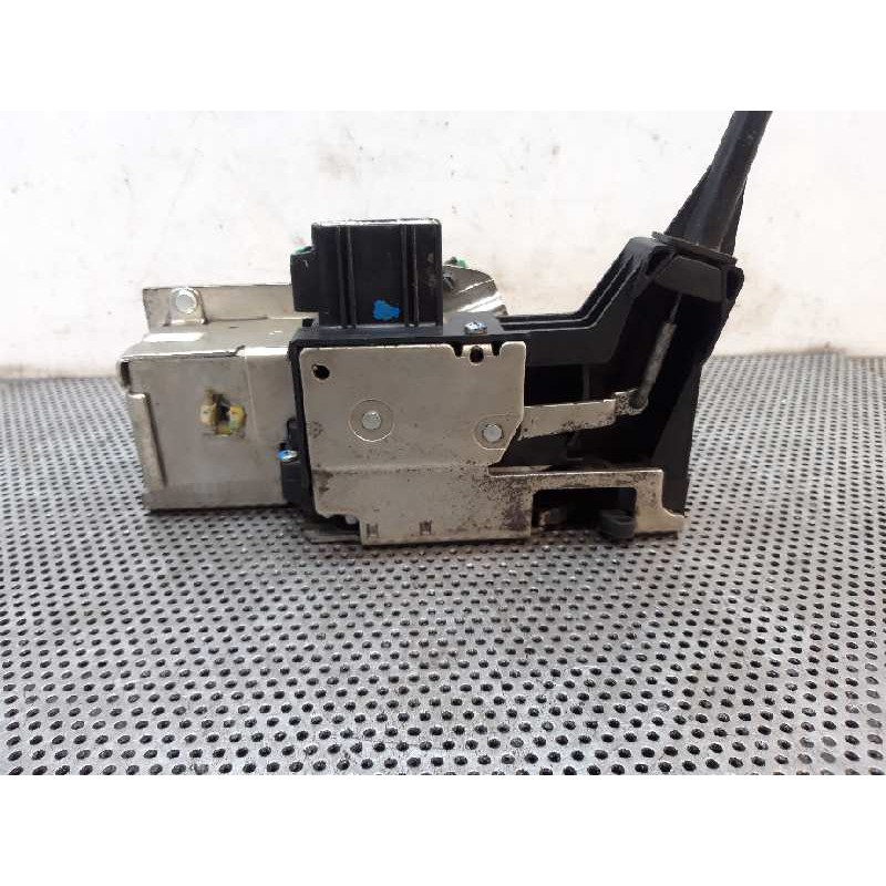 Recambio de cerradura puerta delantera derecha para ford transit connect (tc7) furgón (2006) referencia OEM IAM 2T1AV21812AF  