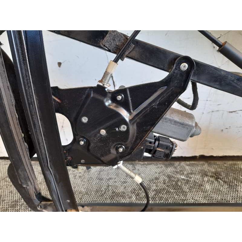 Recambio de elevalunas delantero izquierdo para audi a3 (8l) 1.8 ambition referencia OEM IAM - Gris 3