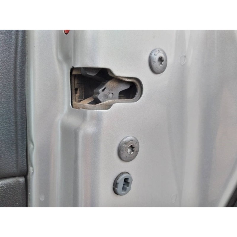 Recambio de cerradura puerta trasera derecha para peugeot 308 sw confort referencia OEM IAM   