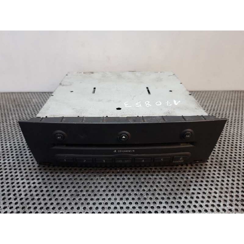 Recambio de cargador cd para renault megane ii berlina 3p confort dynamique referencia OEM IAM 8200084437  