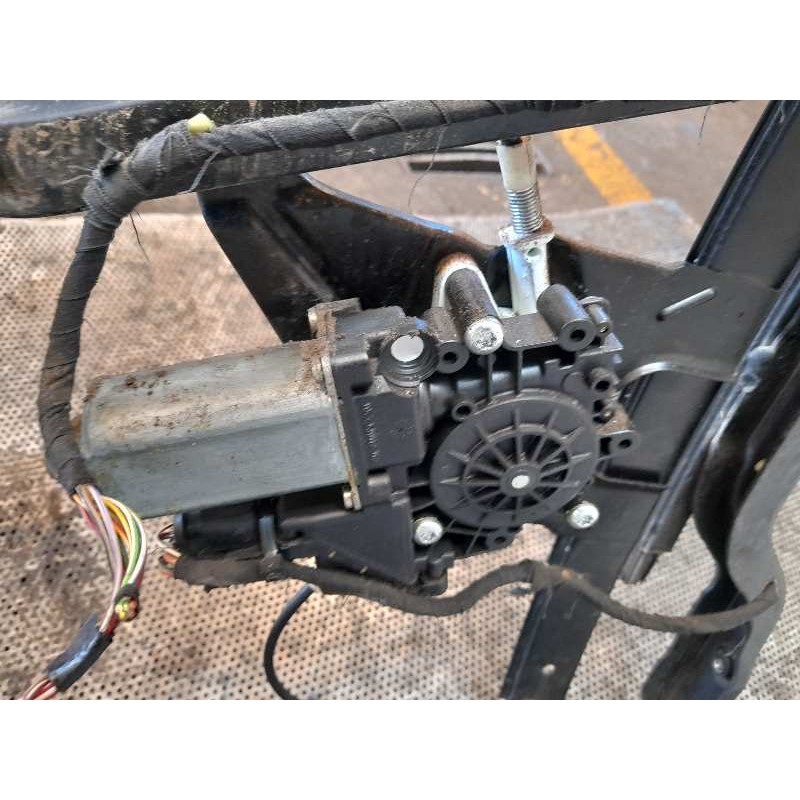 Recambio de elevalunas delantero izquierdo para audi a3 (8l) 1.8 ambition referencia OEM IAM - Gris 6
