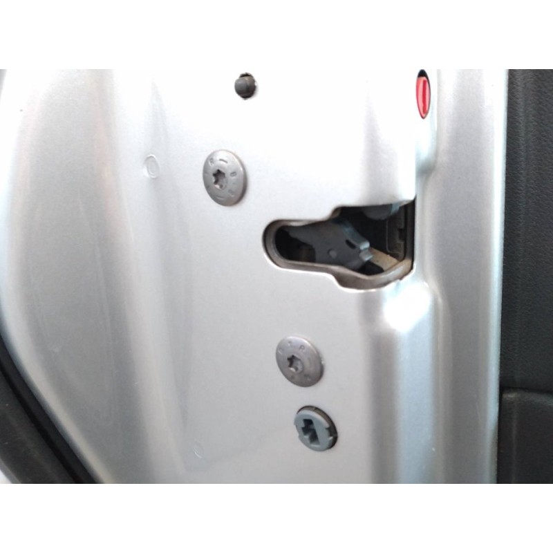 Recambio de cerradura puerta trasera izquierda para peugeot 308 sw confort referencia OEM IAM   
