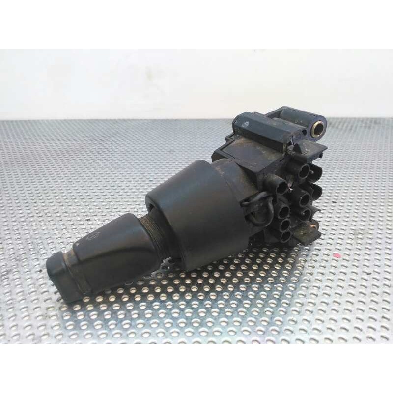Recambio de mando limpia para ford escort berlina referencia OEM IAM AG17K478AA 72852 3