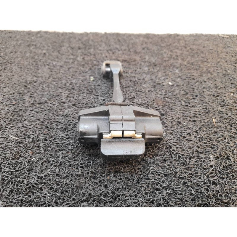 Recambio de retenedor puerta delantera izquierda para dacia lodgy ambiance referencia OEM IAM   