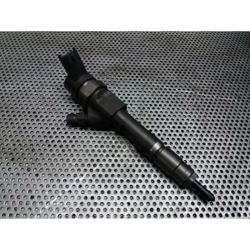 Recambio de inyector para renault megane ii berlina 5p 1.9 dci diesel referencia OEM IAM 0445110110B  