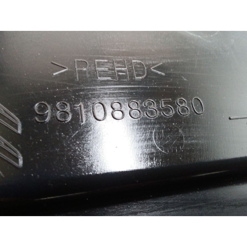 Recambio de deposito adblue para citroën c4 iii (ba_, bb_, bc_) 1.5 bluehdi 130 (bbyhzb) referencia OEM IAM 9810883580 - Rojo 2