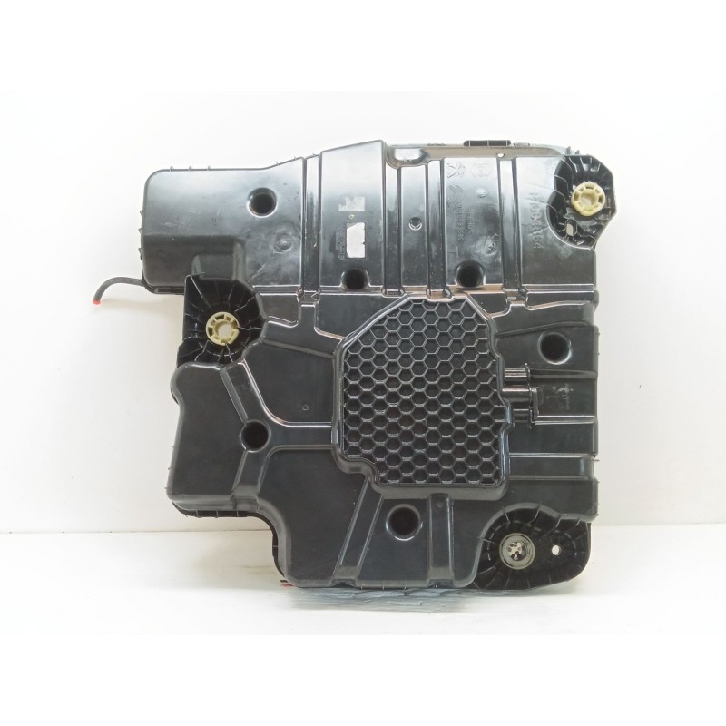 Recambio de deposito adblue para citroën c4 iii (ba_, bb_, bc_) 1.5 bluehdi 130 (bbyhzb) referencia OEM IAM 9810883580 - Rojo 3