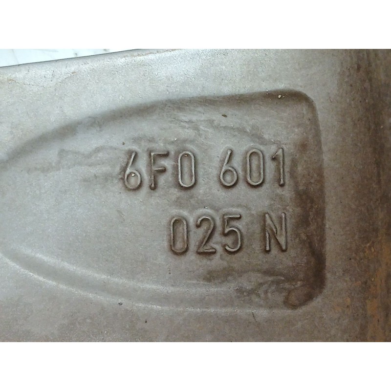 Recambio de llanta para seat ibiza v (kj1, kjg) 1.0 mpi referencia OEM IAM 6F0601025N - Negro 4