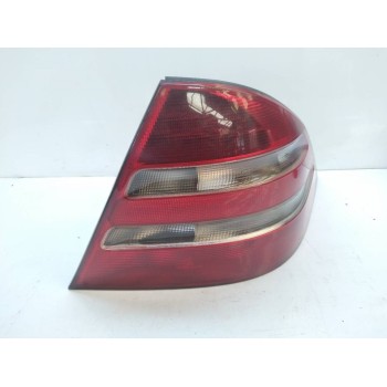 PILOTO TRASERO DERECHO A2208200264 