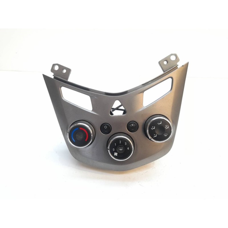 Recambio de mando calefaccion / aire acondicionado para chevrolet aveo sedán ls referencia OEM IAM 95266748  