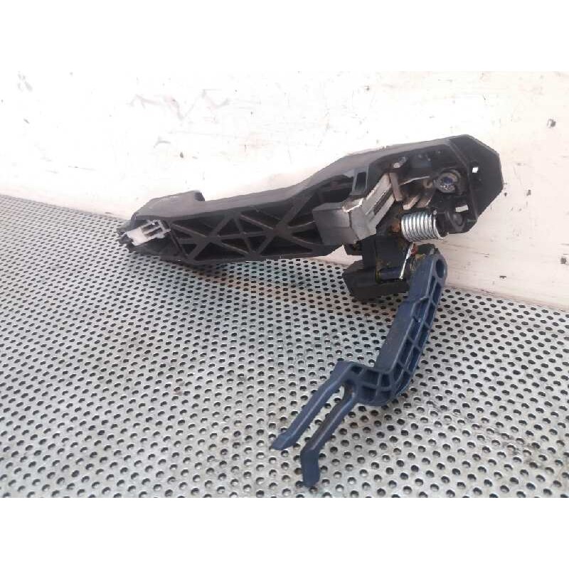 Recambio de maneta exterior trasera izquierda para toyota corolla verso (r1) 2.2 turbodiesel cat referencia OEM IAM - Blanco 2