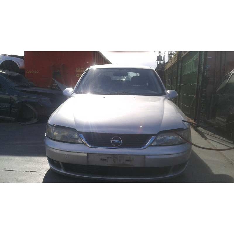 opel vectra b berlina del año 2001