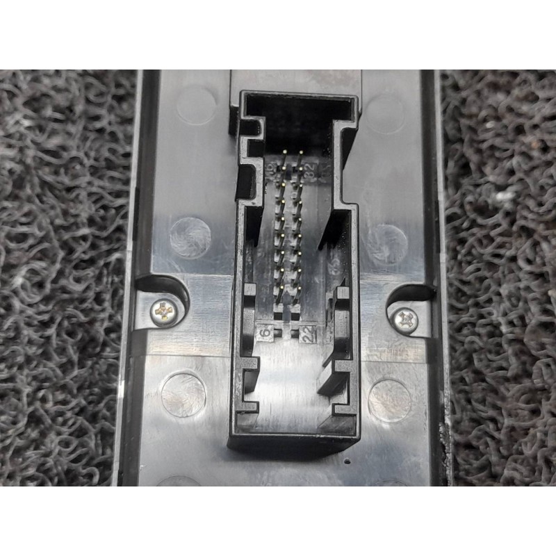 Recambio de mando elevalunas delantero izquierdo para opel astra twin top enjoy referencia OEM IAM 13228699 3