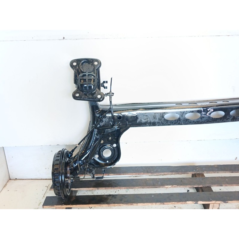 Recambio de puente trasero para seat ibiza v (kj1, kjg) 1.0 mpi referencia OEM IAM - Negro 2