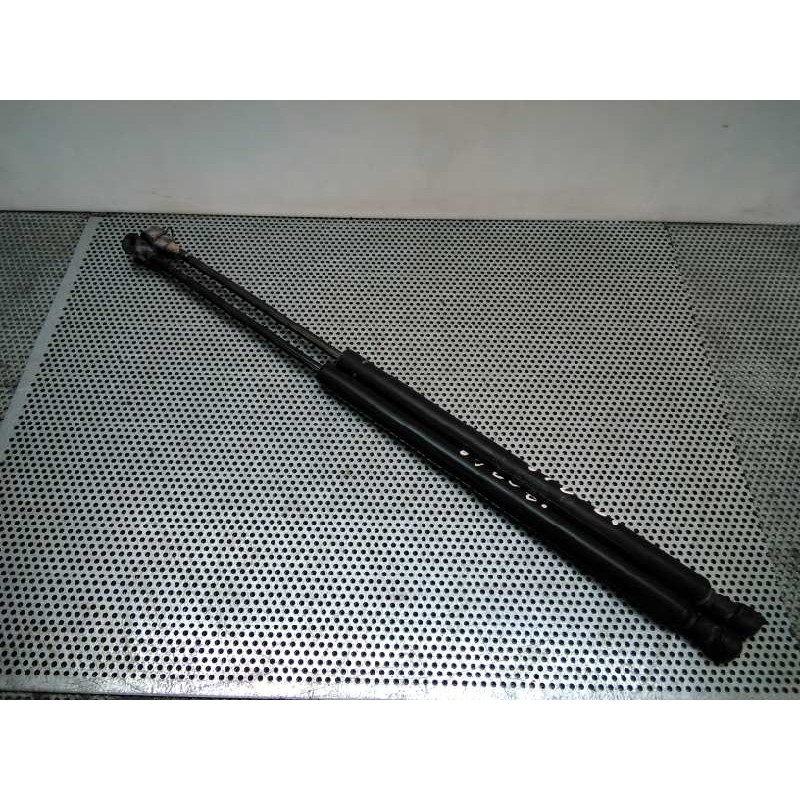 Recambio de amortiguadores maletero / porton para nissan primera berlina (p11) básico referencia OEM IAM   