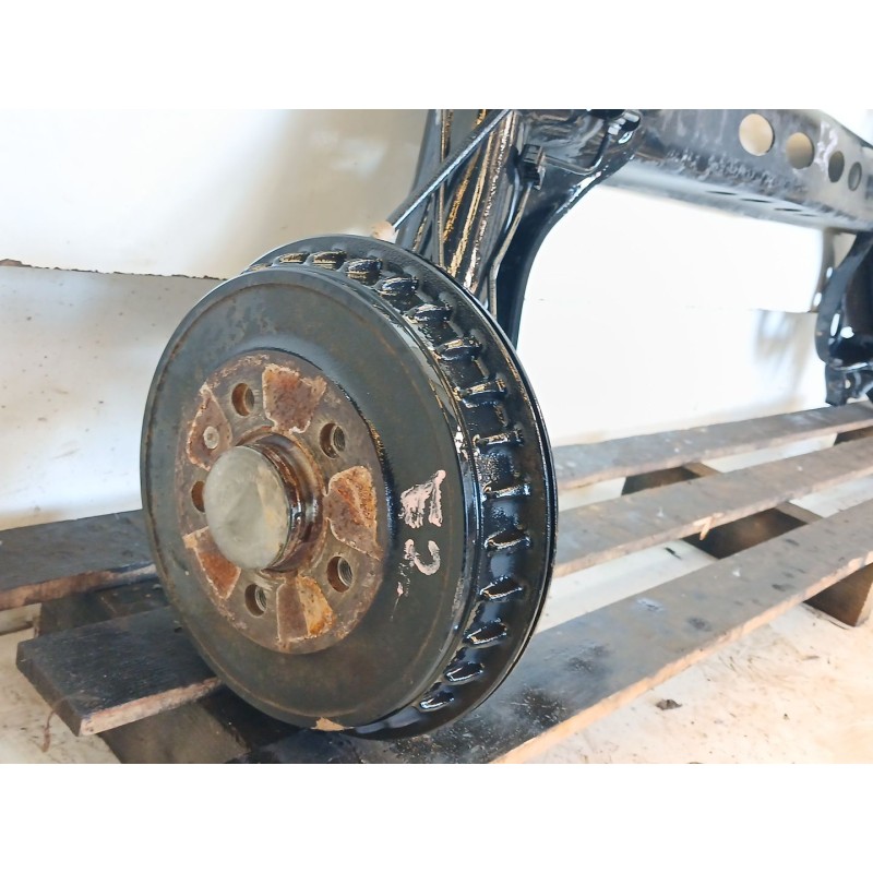 Recambio de puente trasero para seat ibiza v (kj1, kjg) 1.0 mpi referencia OEM IAM - Negro 4