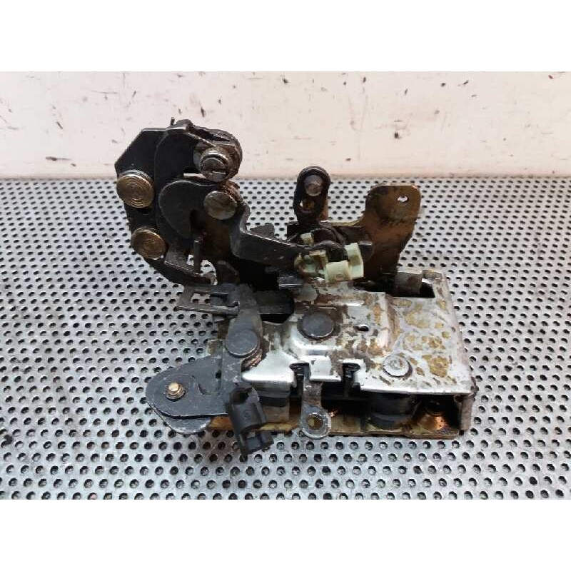 Recambio de cerradura puerta trasera izquierda para chrysler jeep cherokee (xj) country referencia OEM IAM   
