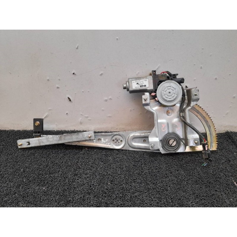 Recambio de elevalunas trasero izquierdo para kia sorento 2.5 crdi vgt ex1 referencia OEM IAM 834503E000  