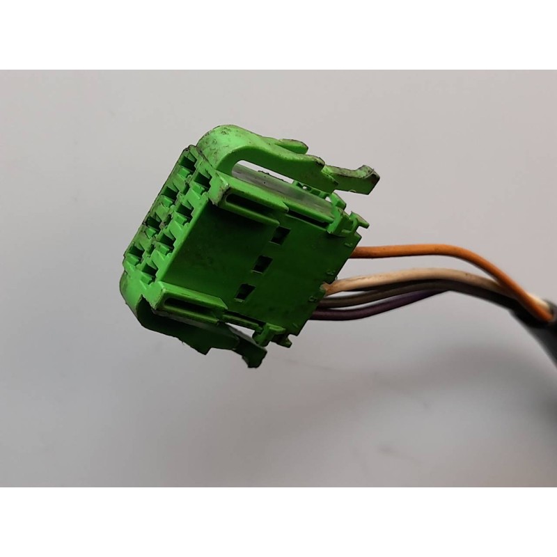 Recambio de retrovisor derecho para volkswagen new beetle (9c1/1c1) 1.9 tdi referencia OEM IAM 4