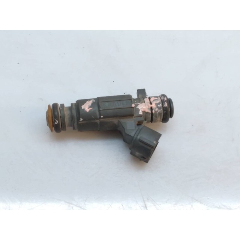 Recambio de inyector para citroën c-elysée seduction referencia OEM IAM 9676017480 0280157127 BOSCH