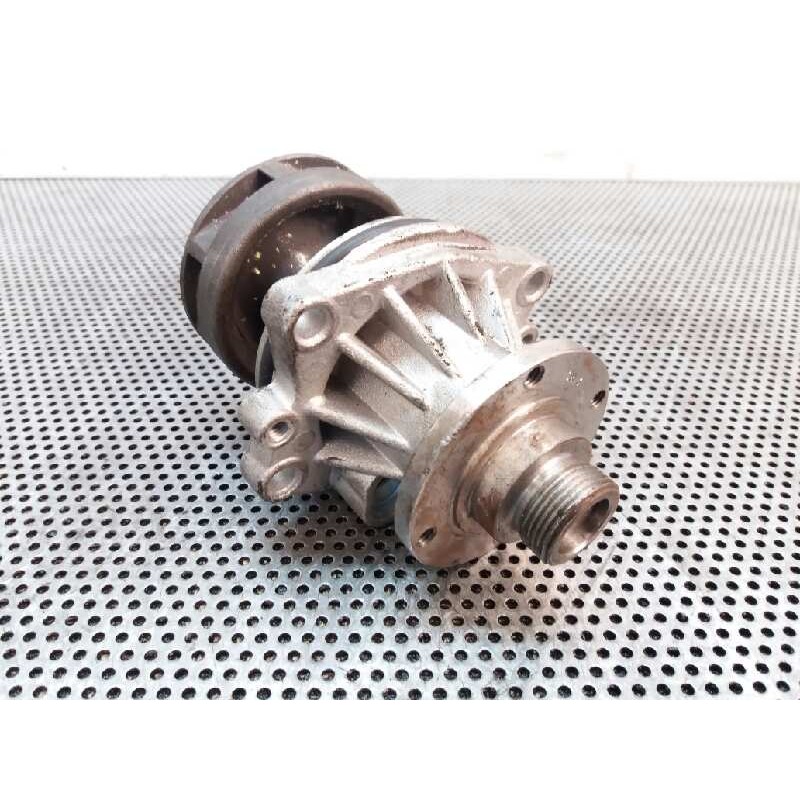 Recambio de bomba agua para bmw serie 5 berlina (e39) 520i referencia OEM IAM   