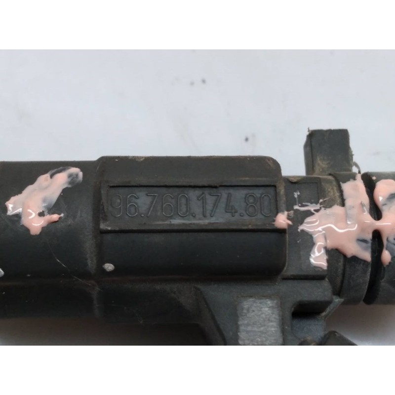 Recambio de inyector para citroën c-elysée seduction referencia OEM IAM 9676017480 0280157127 BOSCH - Gris 4