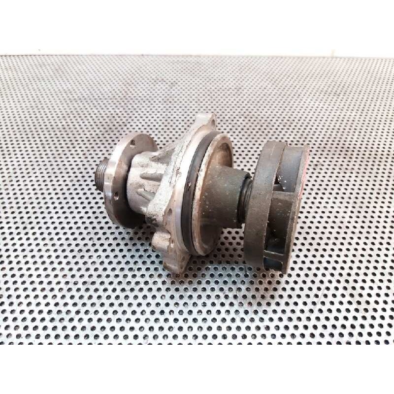 Recambio de bomba agua para bmw serie 5 berlina (e39) 520i referencia OEM IAM 3