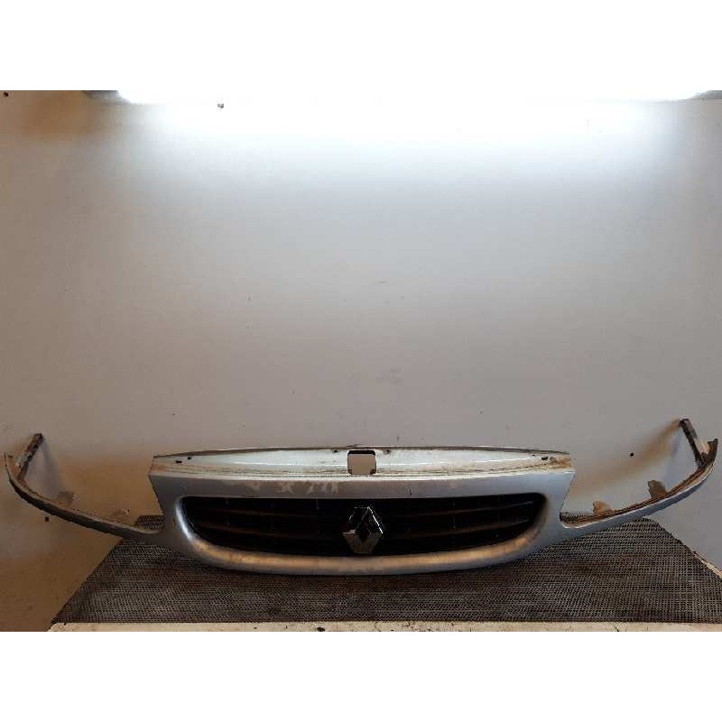 Recambio de rejilla delantera para renault safrane (b54) 2.2 si referencia OEM IAM   