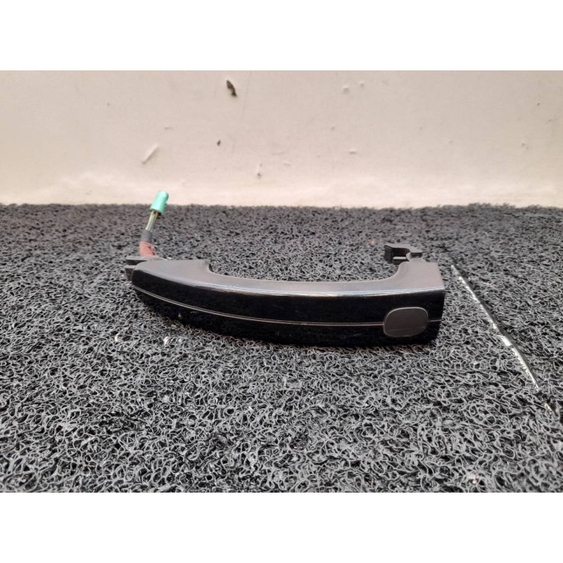 Recambio de maneta exterior delantera izquierda para ford focus turn. (cb8) trend referencia OEM IAM AM51U22404  