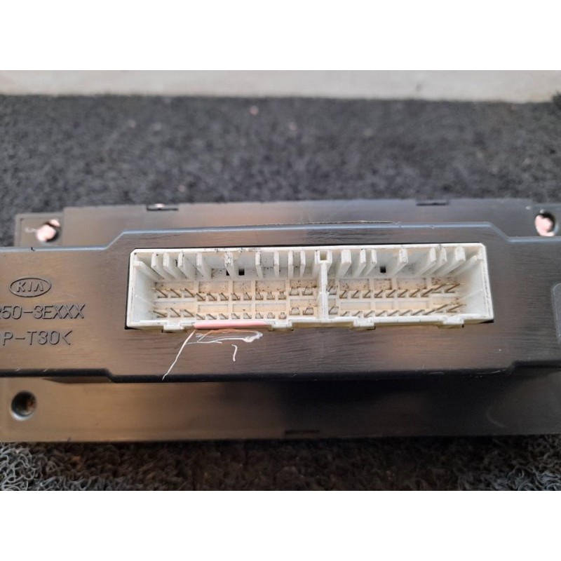 Recambio de mando climatizador para kia sorento 2.5 crdi vgt ex1 referencia OEM IAM 972503E260 - Negro 3