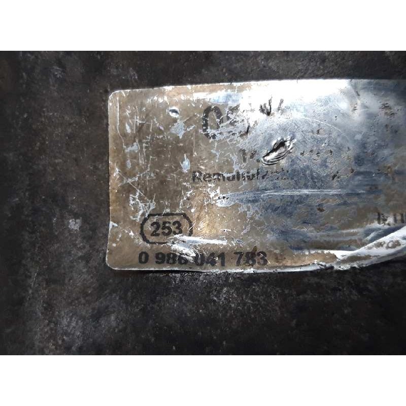 Recambio de alternador para opel astra f berlina gl referencia OEM IAM 0986041783 - Blanco 2