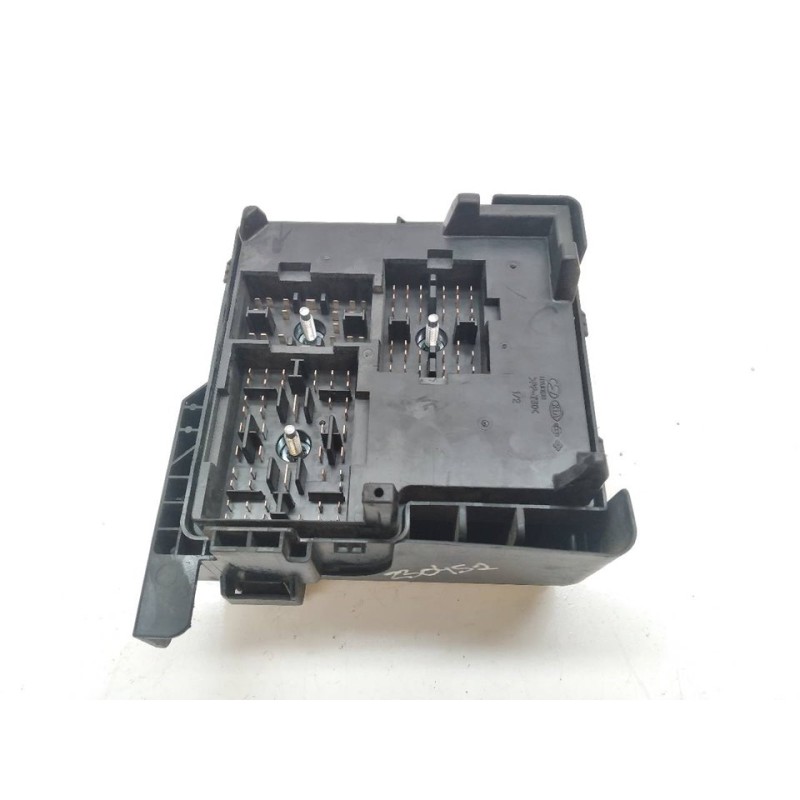 Recambio de caja reles / fusibles para kia cee'd emotion referencia OEM IAM 919501H030 - Negro 4