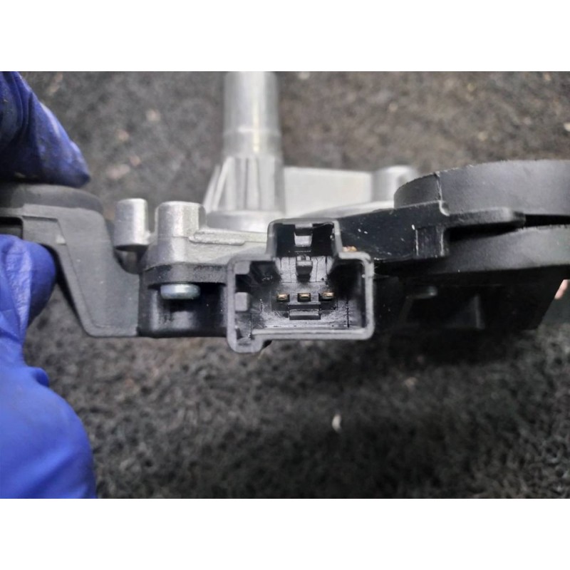 Recambio de motor limpia trasero para ford focus turn. (cb8) trend referencia OEM IAM 0390201205 - Negro 2
