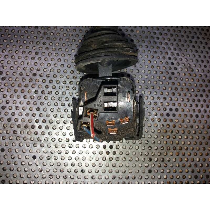 Recambio de mando limpia para nissan serie l 35.08 referencia OEM IAM - Blanco 2