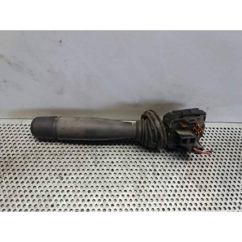 Recambio de mando limpia para nissan serie l 35.08 referencia OEM IAM - Blanco 3